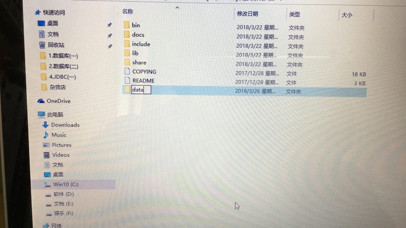 厨房重油污清洁剂：如何选择合适的清洁利器**